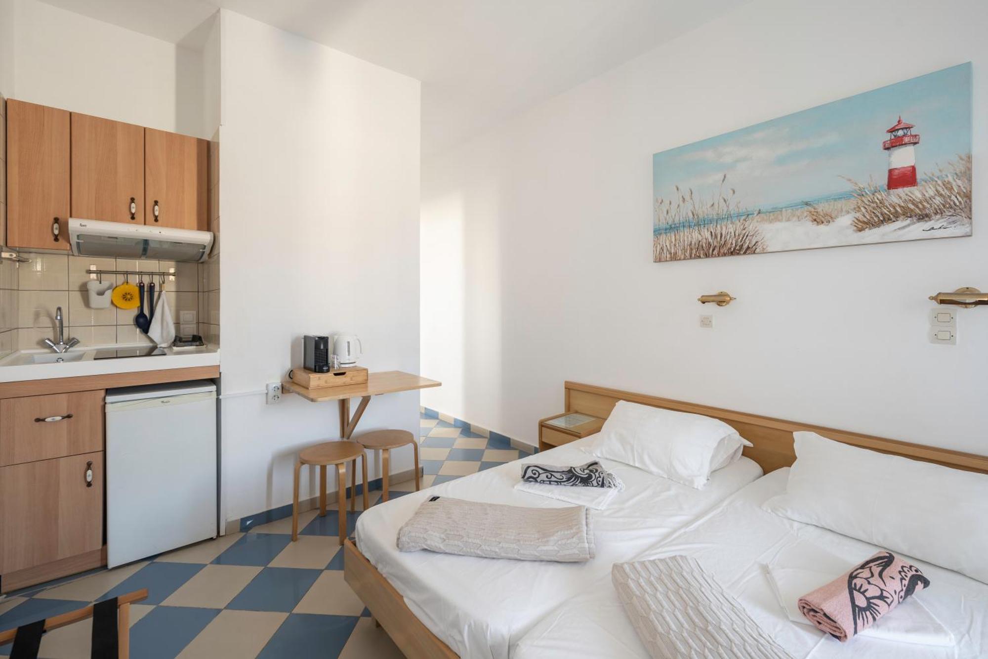 Bofor Studios & Rooms Livadakia ห้อง รูปภาพ