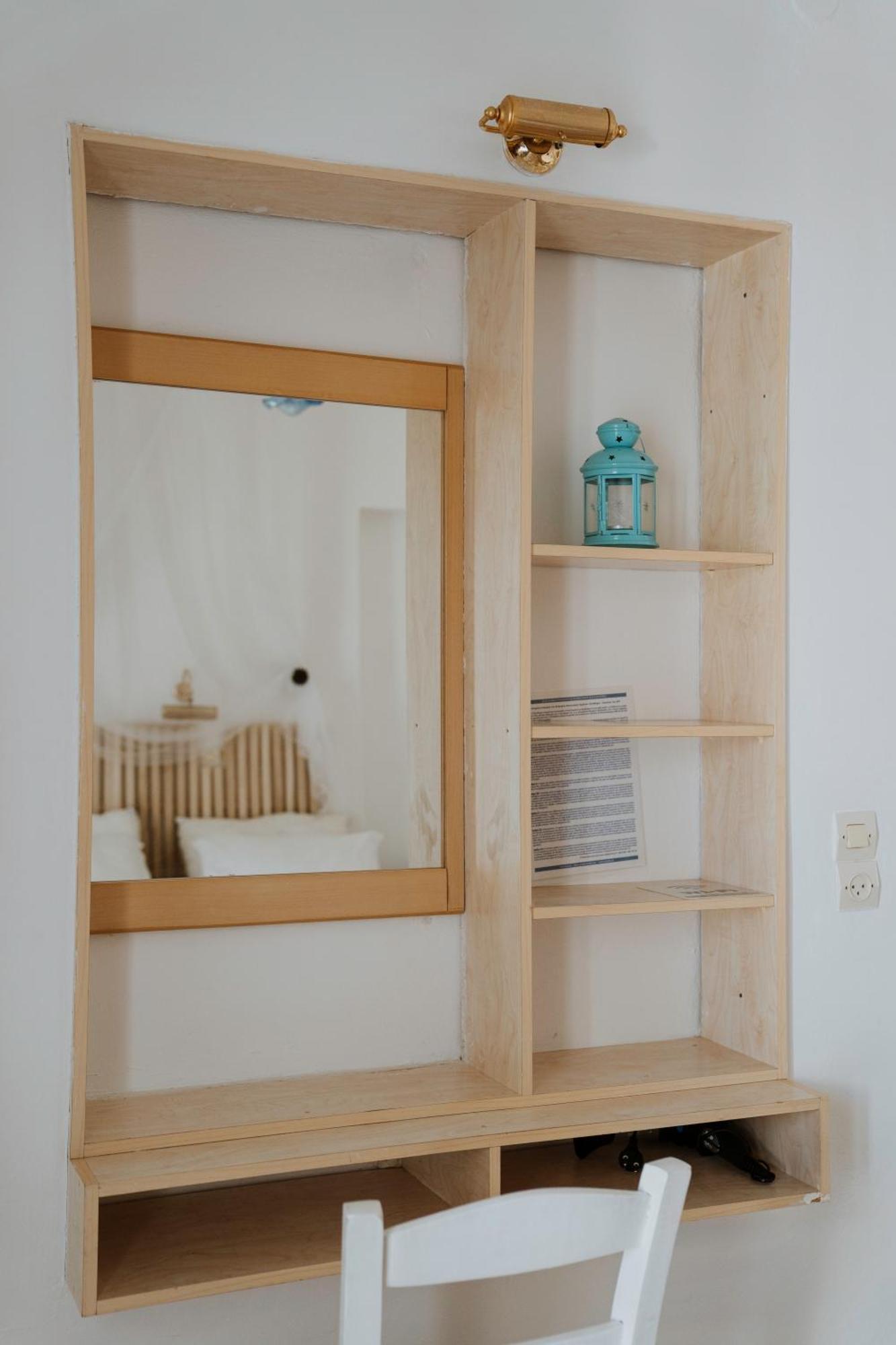 Bofor Studios & Rooms Livadakia ภายนอก รูปภาพ