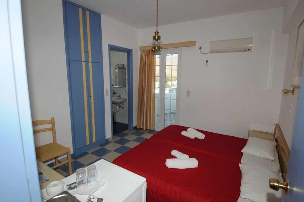 Bofor Studios & Rooms Livadakia ภายนอก รูปภาพ